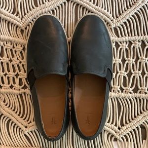 FRYE Ivy Slip on Sneaker 7.5